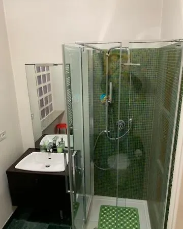 Appartement Ferrari 13 *